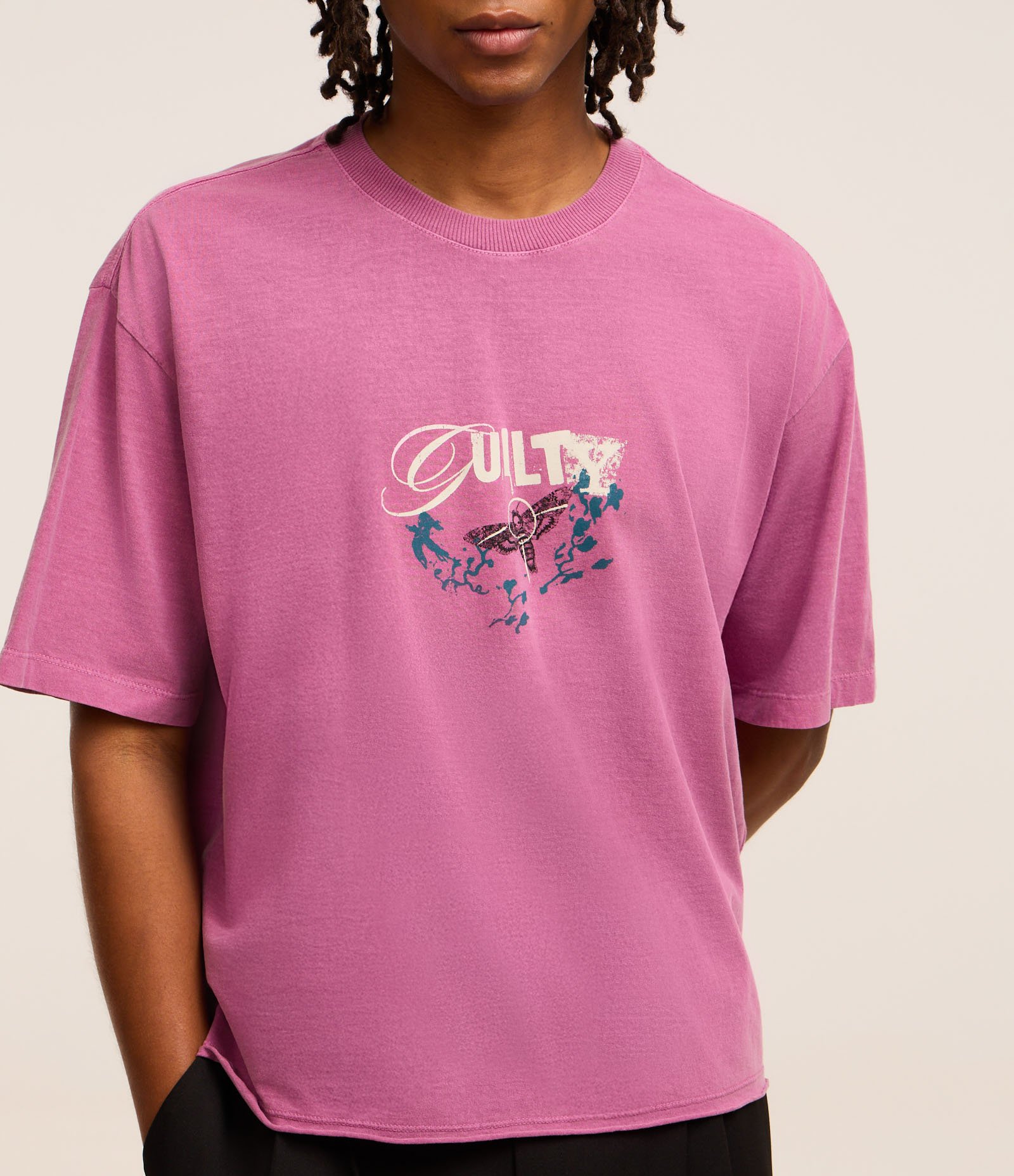 Camiseta Boxy em Algodão com Estampa Lettering Estonada Rosa 4