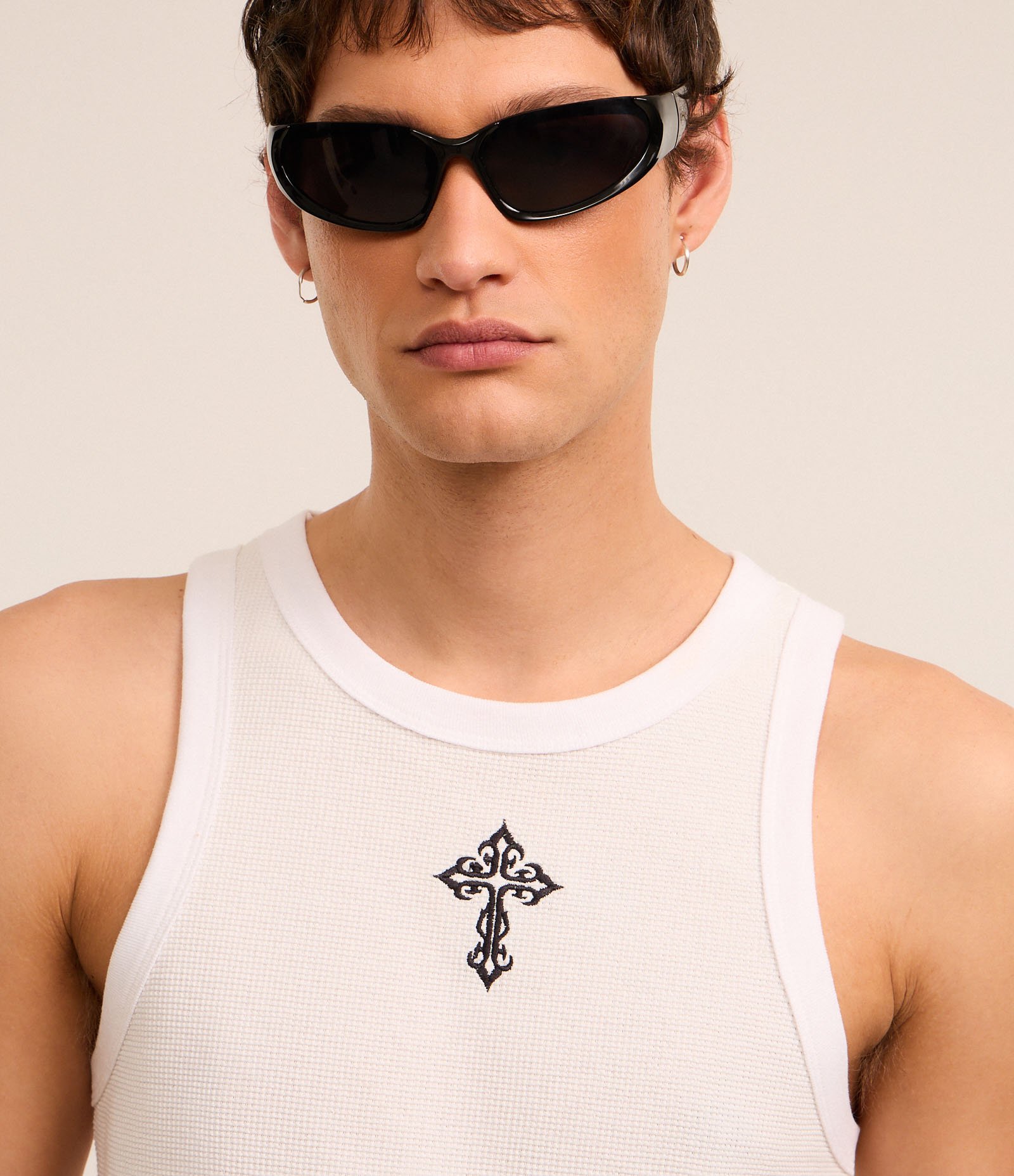 Regata Muscle em Algodão com Bordado de Cruz Texturizada Branco 5
