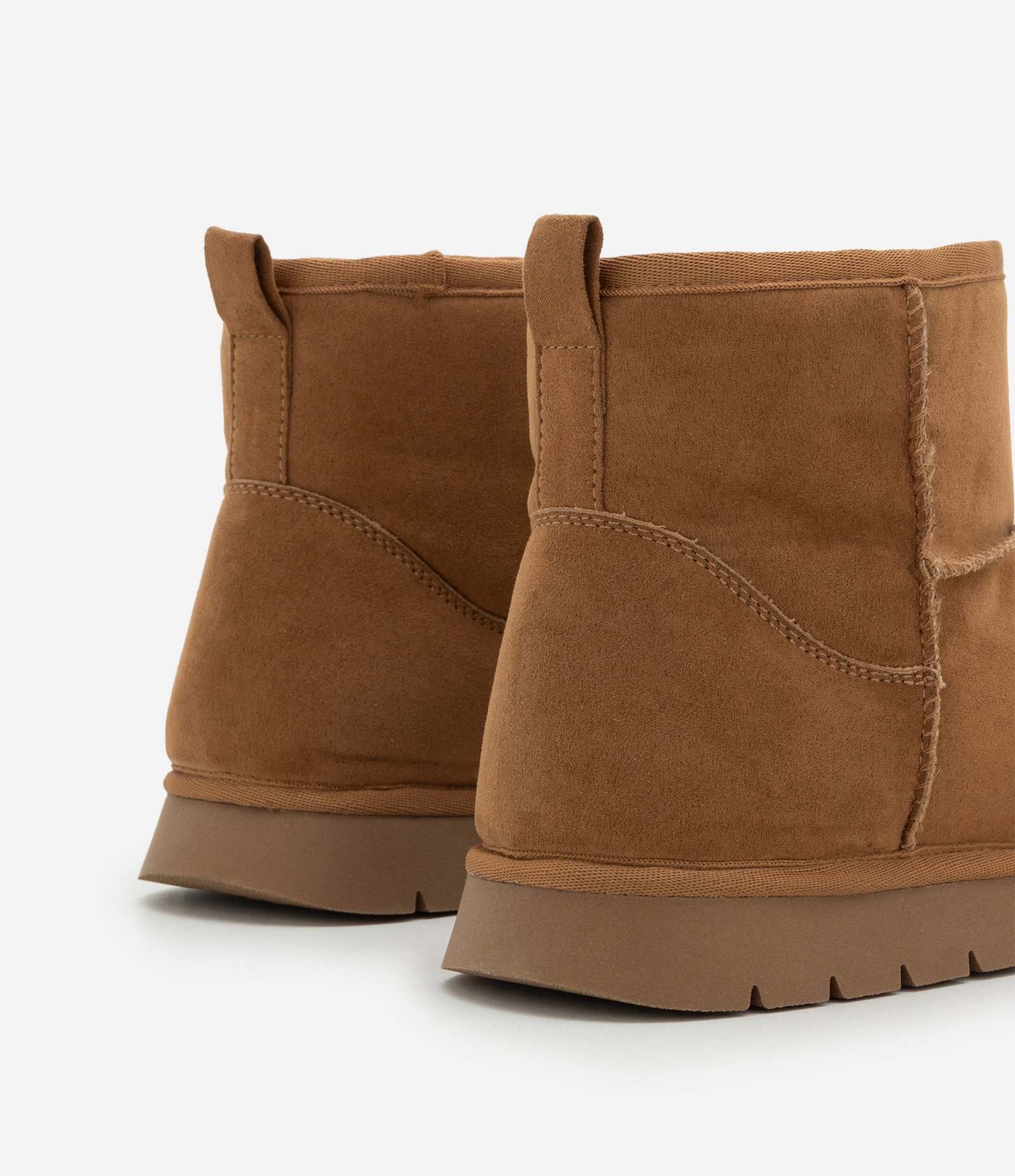 Bota Cano Médio com Pelego Interno Marrom 3