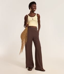 Calça Wide Leg Alfaiatada com Cintura Alta e Zíper Lateral
