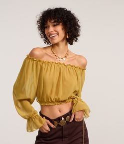 Blusa Cropped em Chiffon com Decote Ombro a Ombro