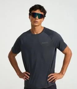 Camiseta Esportiva Regular com Tecnologia Dry e Lettering Refletivo