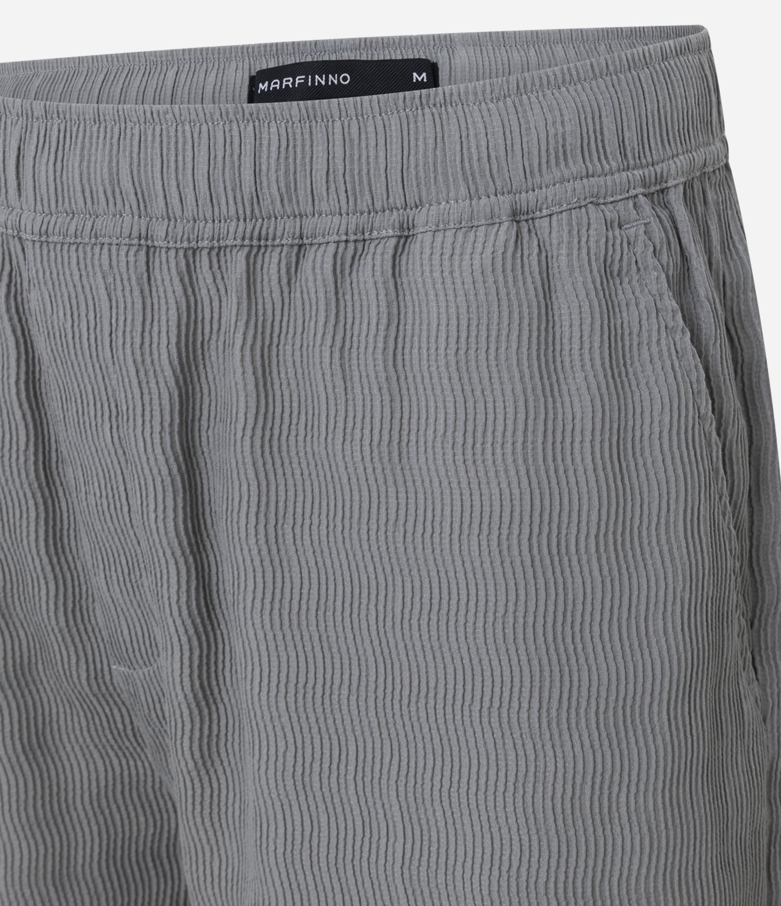 Bermuda em Viscose com Bolso e Textura em Relevo Cinza 8