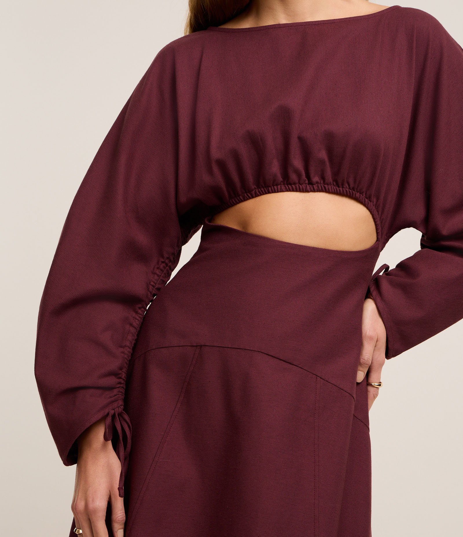 Vestido Longo em Algodão e Linho com Vazado e Franzidos Vinho 5