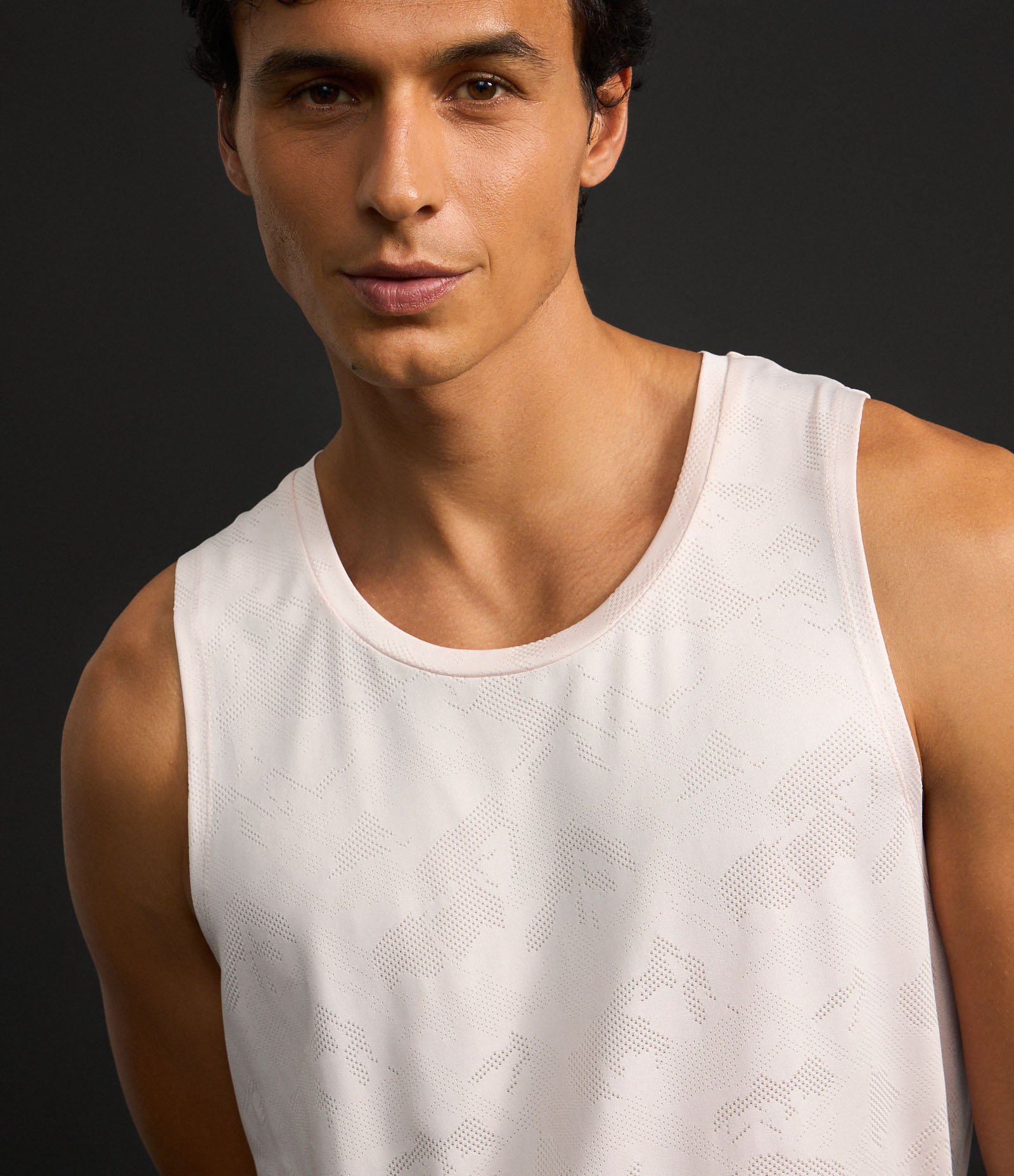 Regata Esportiva Regular em Jacquard com Tecnologia Dry Rosa Claro 3