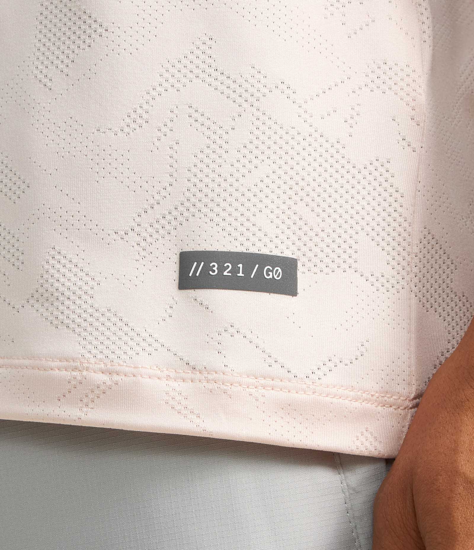 Regata Esportiva Regular em Jacquard com Tecnologia Dry Rosa Claro 4