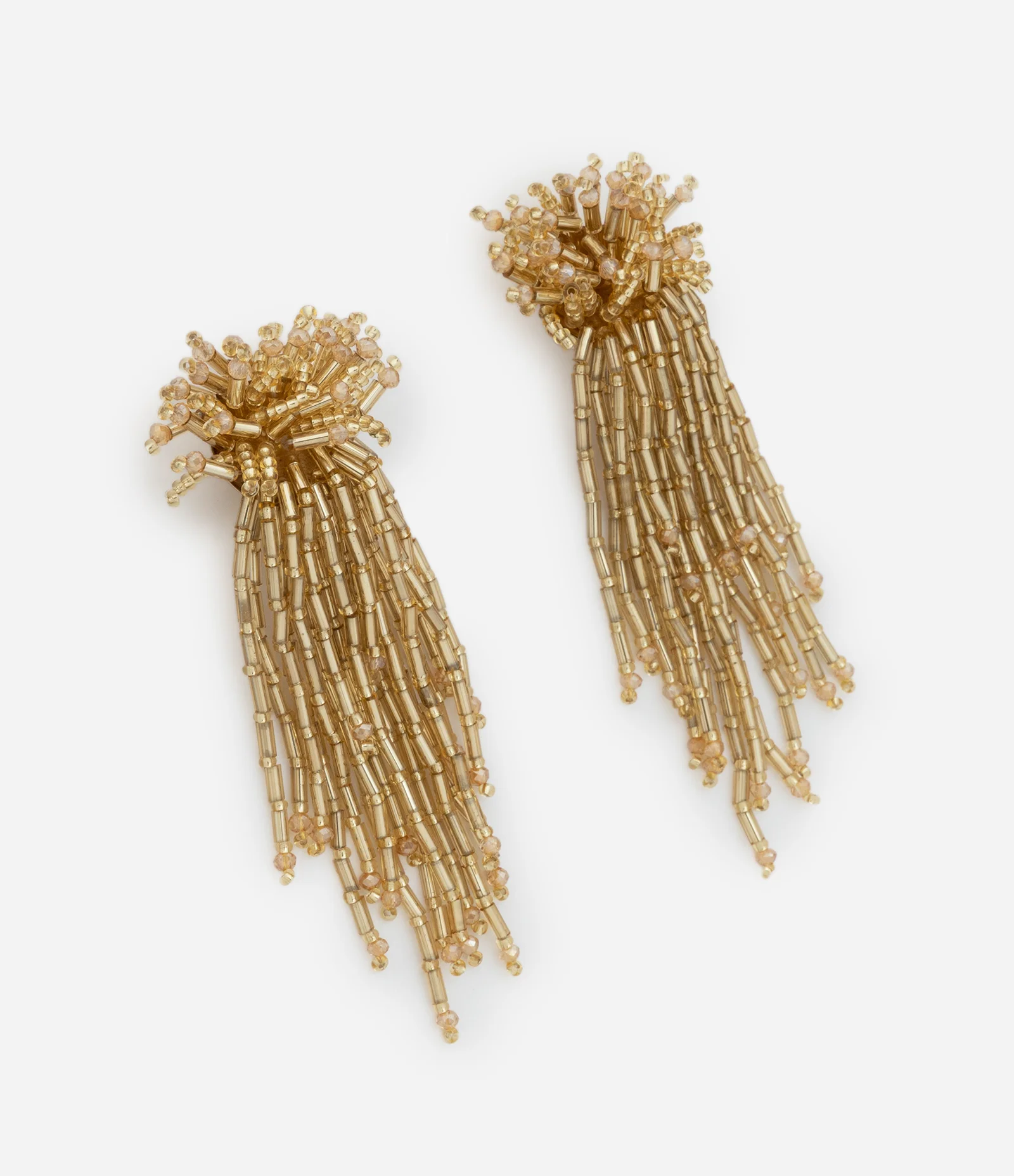 Maxi Brincos em Miçangas com Franjas Dourado 1