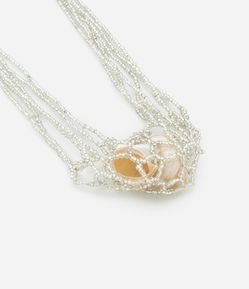 Colar Longo com Miçangas e Bolsinha com Conchas