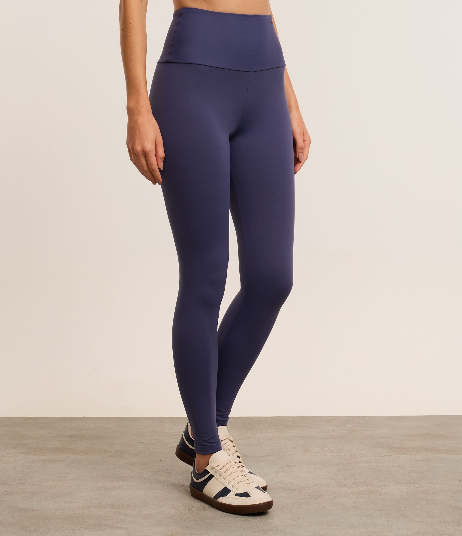 Calça Legging Esportiva em Poliamida com Cós Alto Azul 1
