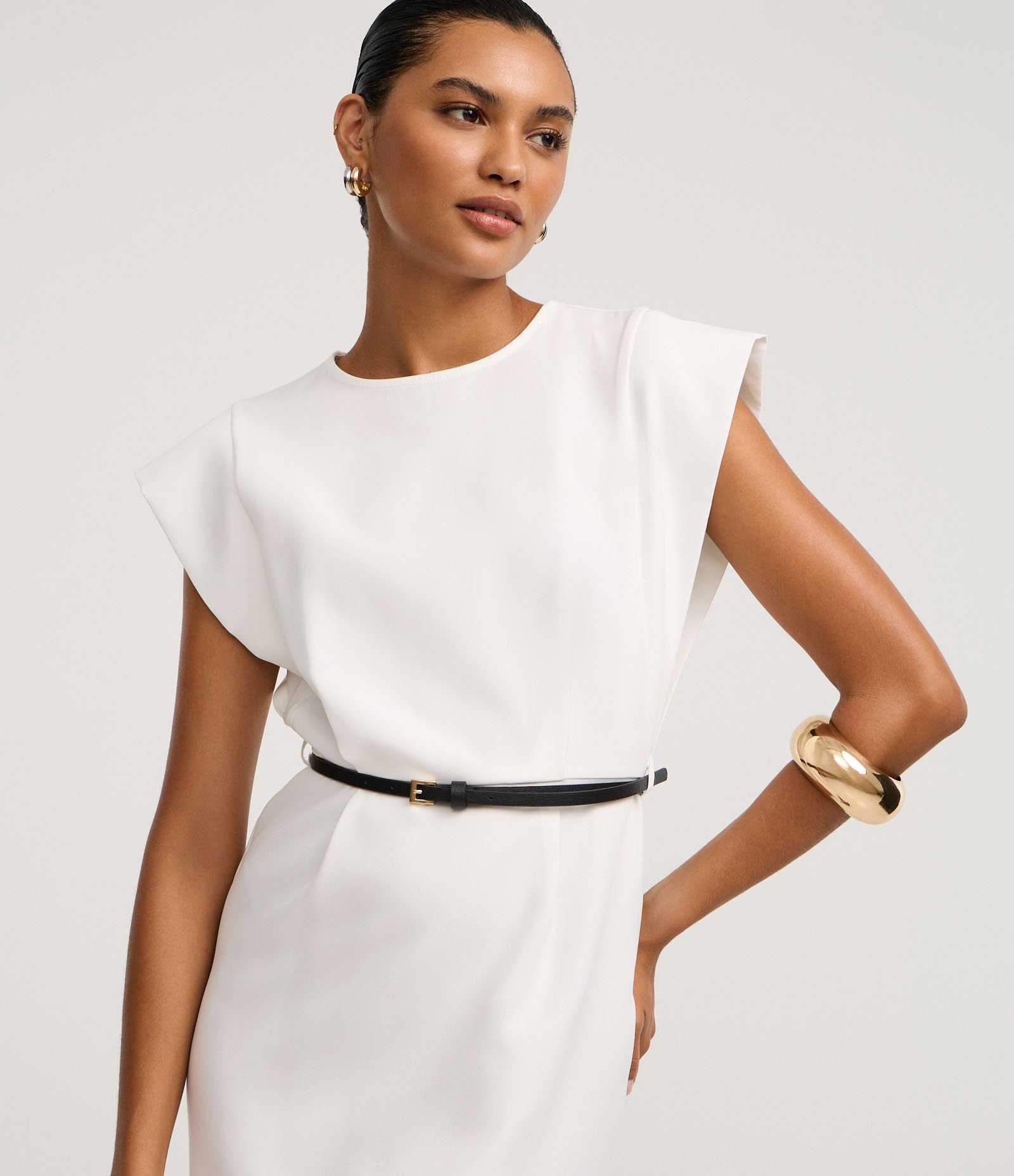 Vestido Curto em Alfaiataria com Cinto de PU Branco 4