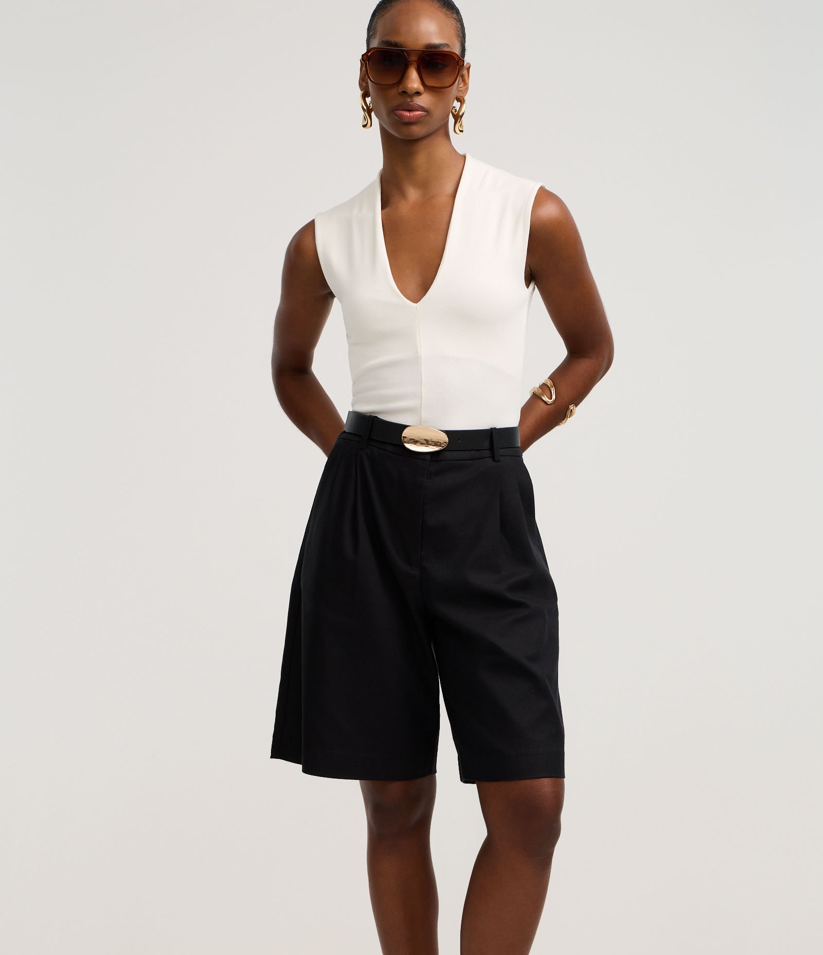 Bermuda com Linho e Cinto Afivelado Preto 2