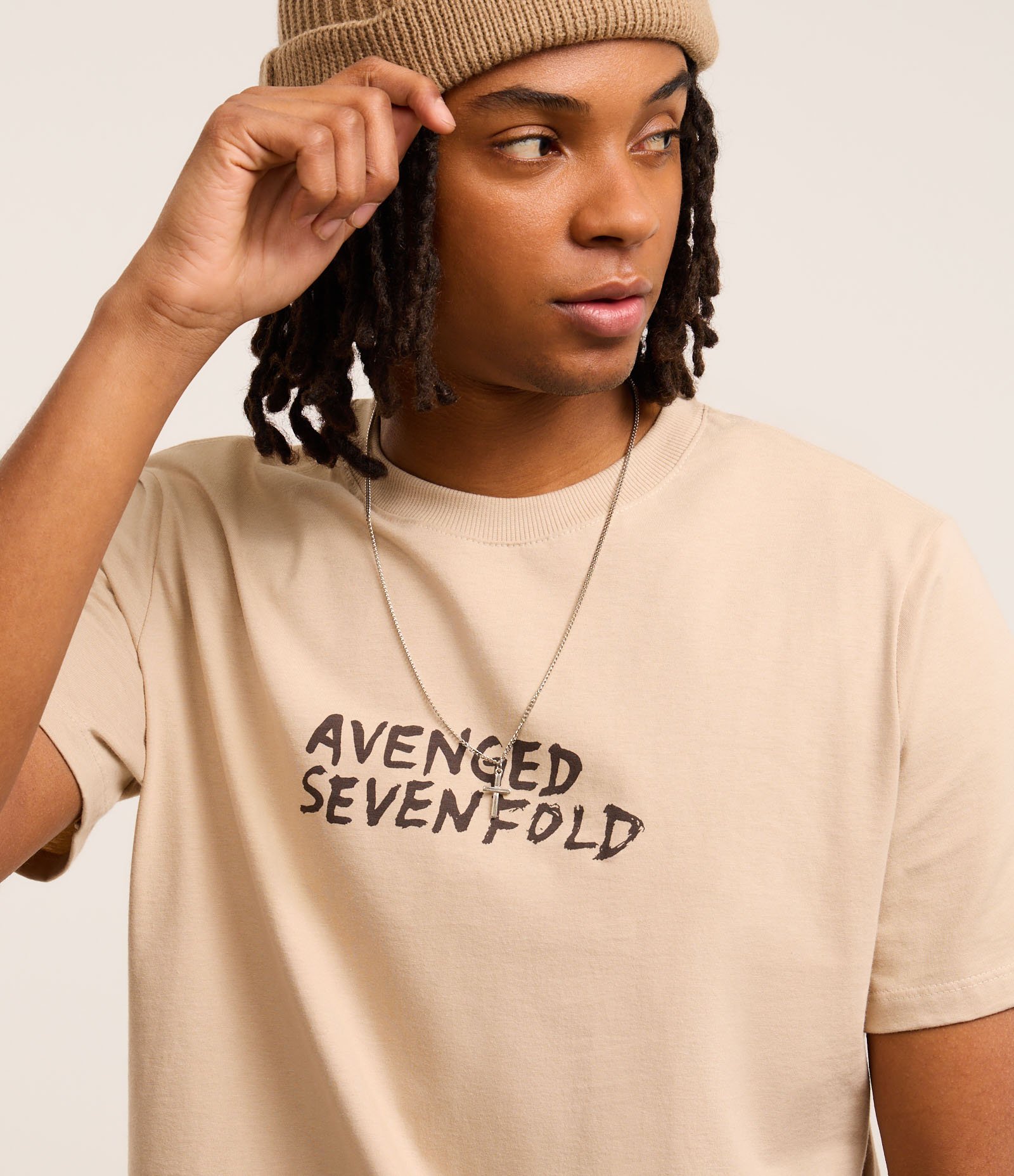 Camiseta Regular em Algodão com Estampa de Caveira e Lettering Avenged Sevenfold Cinza 5