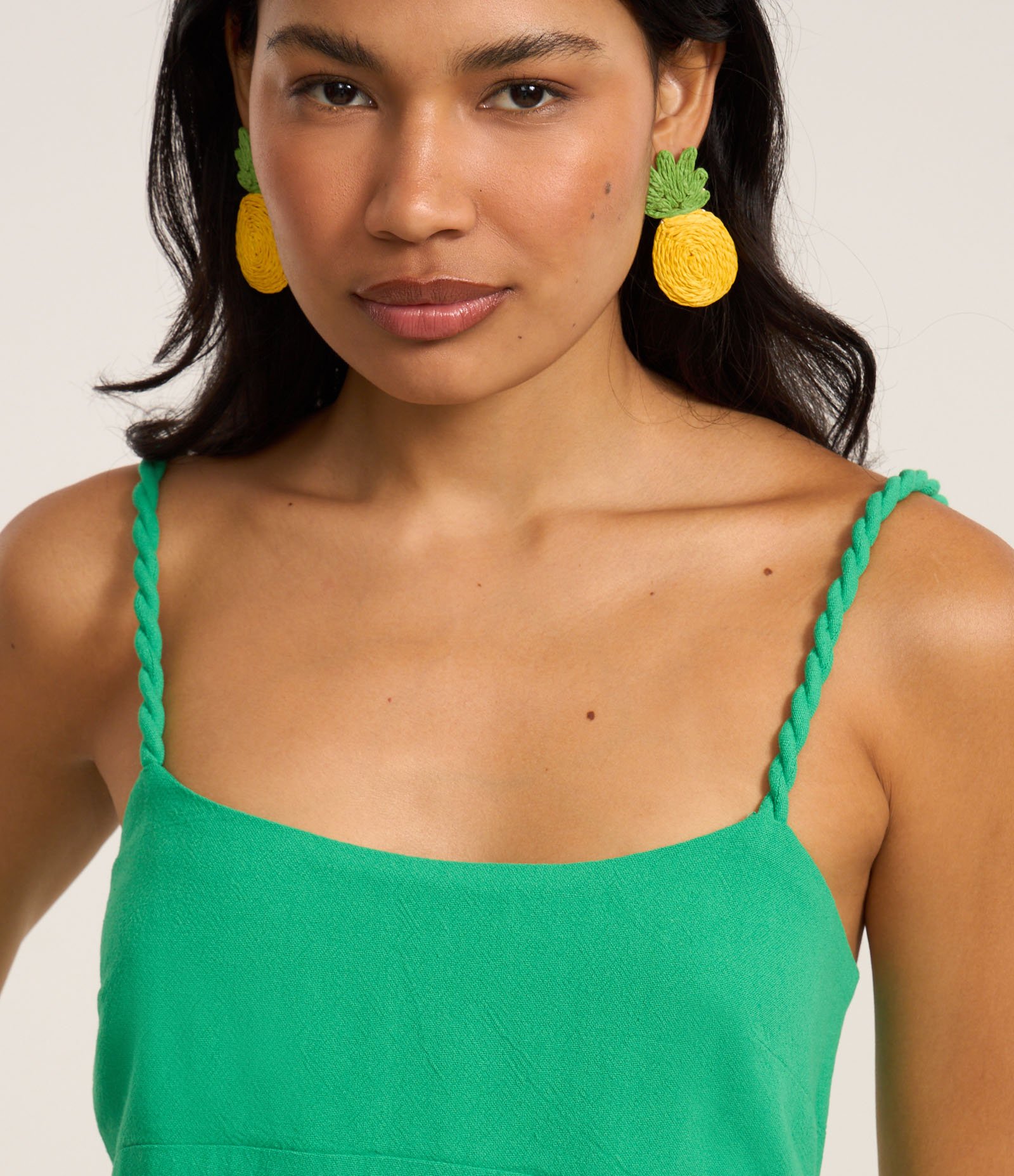 Vestido Curto em Viscolinho com Alça Trançada Verde 3