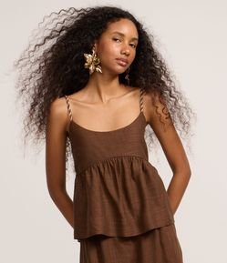 Blusa em Viscolinho com Babado e Alça Bicolor