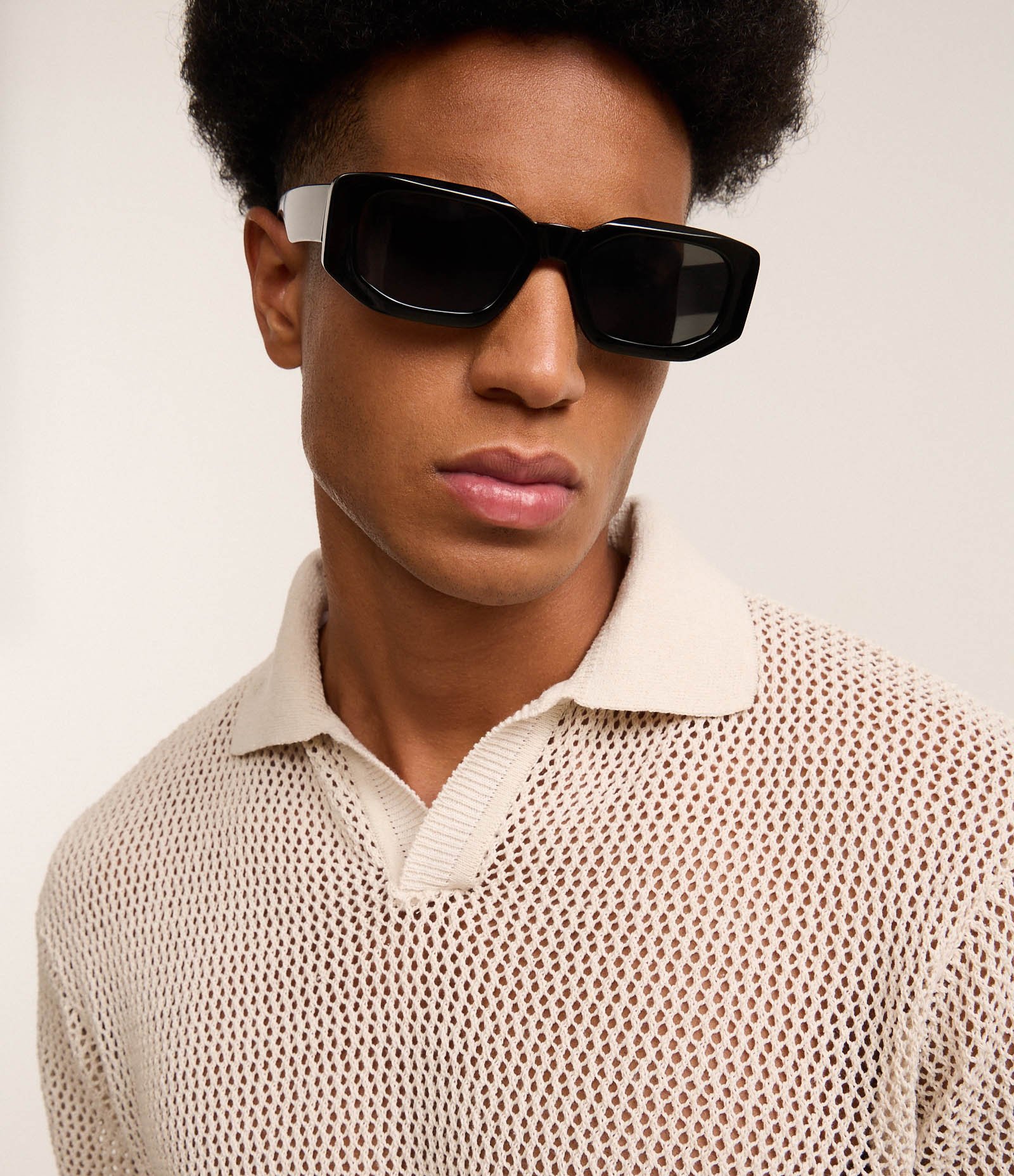 Camisa Polo Boxy em Tricô com Textura Bege 6