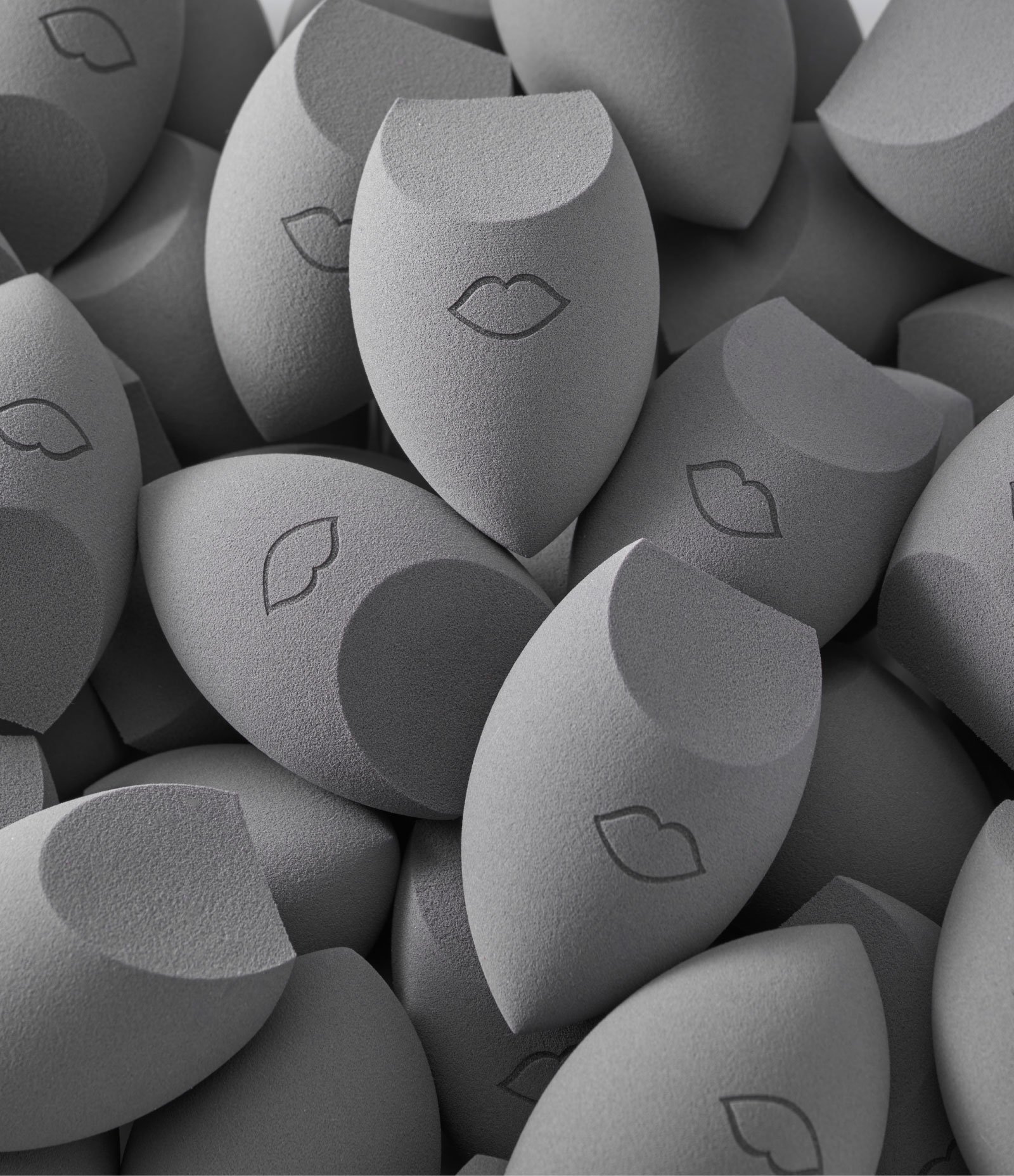 Esponja Maquiagem Super Macia Boca Rosa Cinza 5