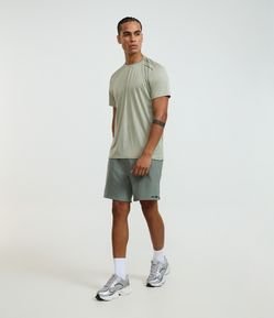 Bermuda Esportiva com Cordão Contrastante e Bolso