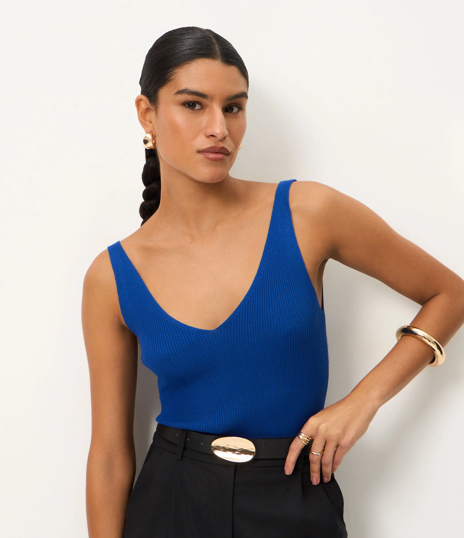 Blusa Canelada em Tricô com Decote V e Costas Decotadas Azul Índigo 2