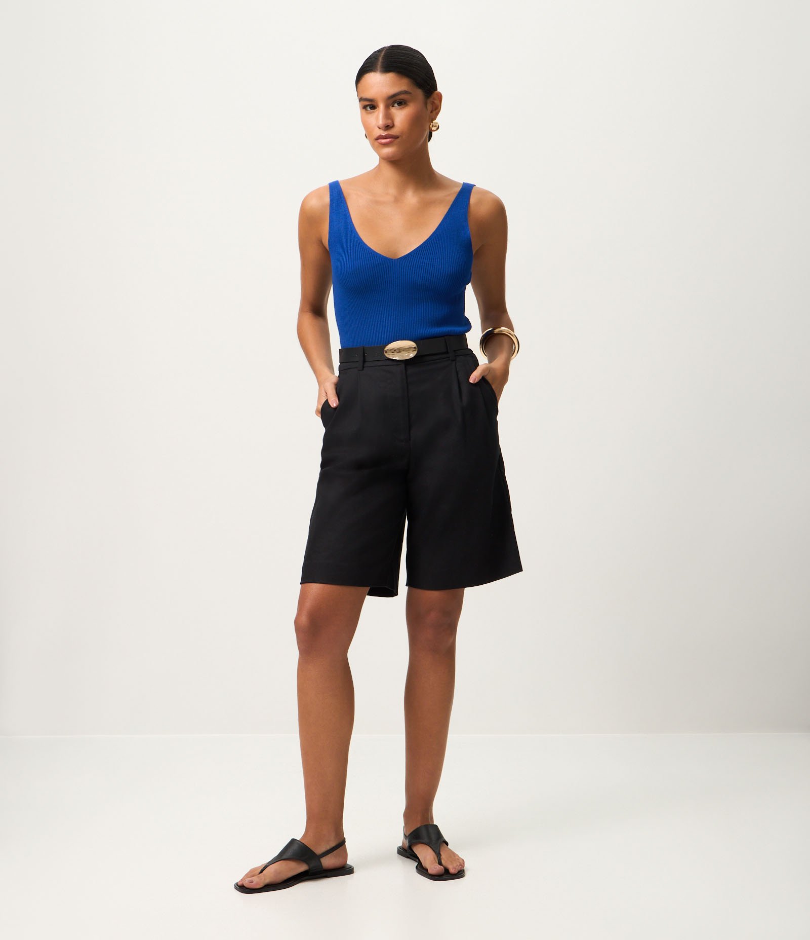 Blusa Canelada em Tricô com Decote V e Costas Decotadas Azul Índigo 3