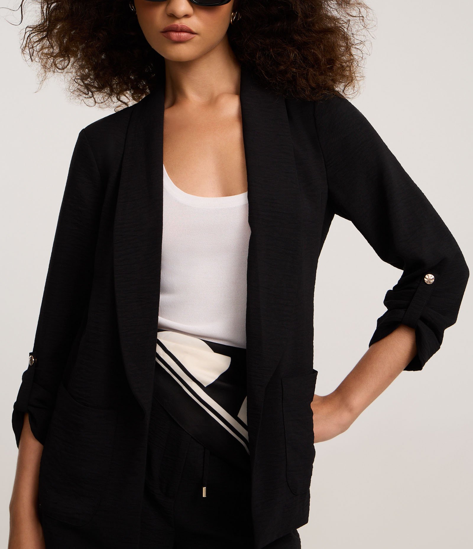 Blazer em Airflow com Faixas e Botões nos Punhos Preto 4