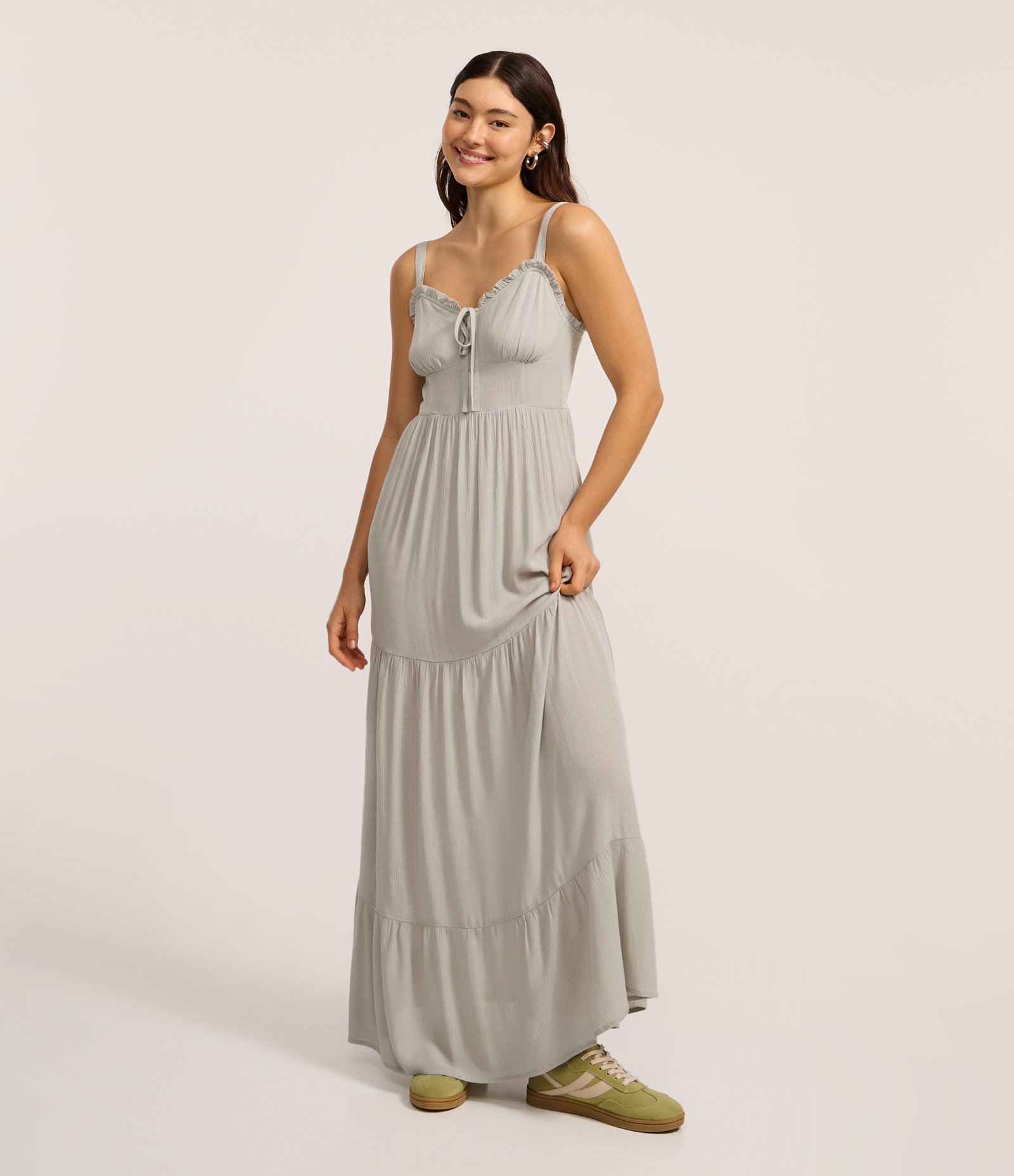 Vestido Longo em Viscose com Amarração no Decote Coração Verde 1