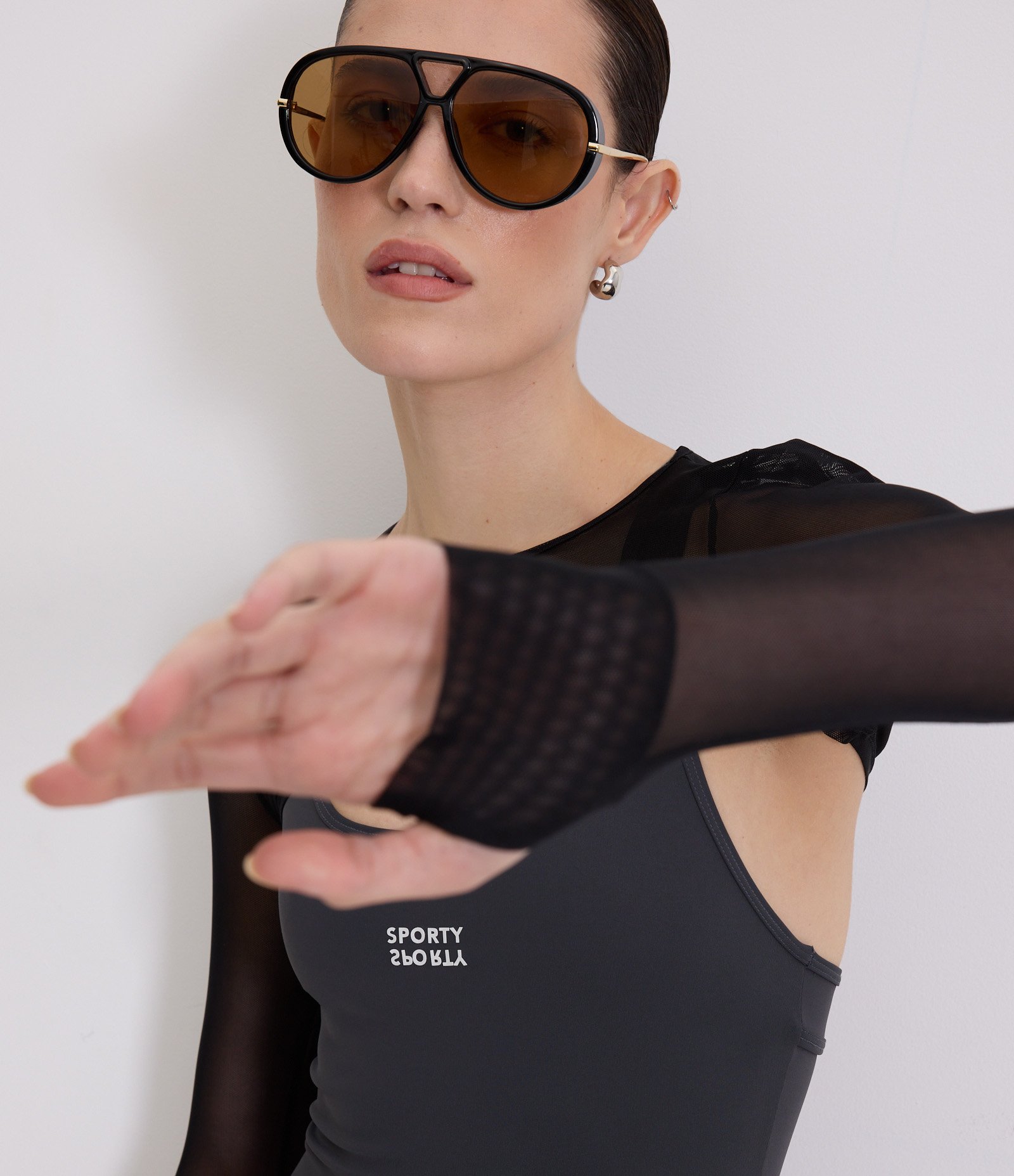 Camiseta Manguito Esportiva em Microfibra com Transparência Preto 2