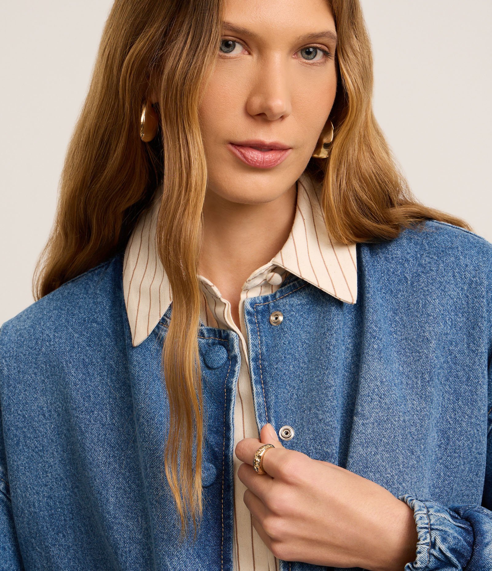 Jaqueta Bomber em Sarja com Botões e Lapelas Médio 3