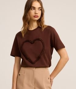 Camiseta em Algodão com Babado de Coração