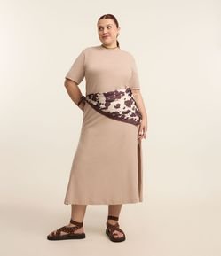 Vestido T-Shirt Midi em Malha Estonada Curve & Plus Size