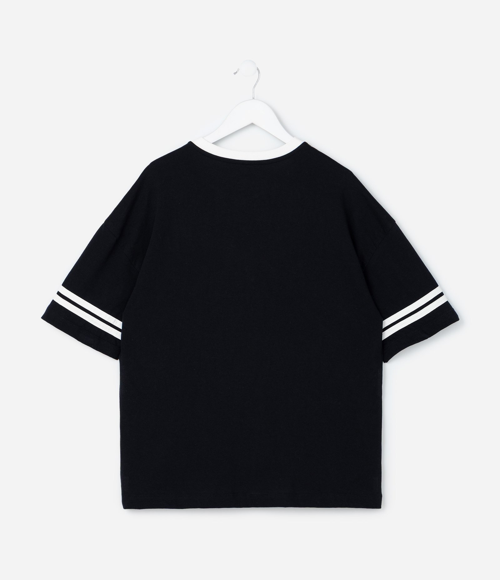 Camiseta Infantil em Malhão com Lettering Stay Tuned - Tam 5 a 14 Anos Preto 2