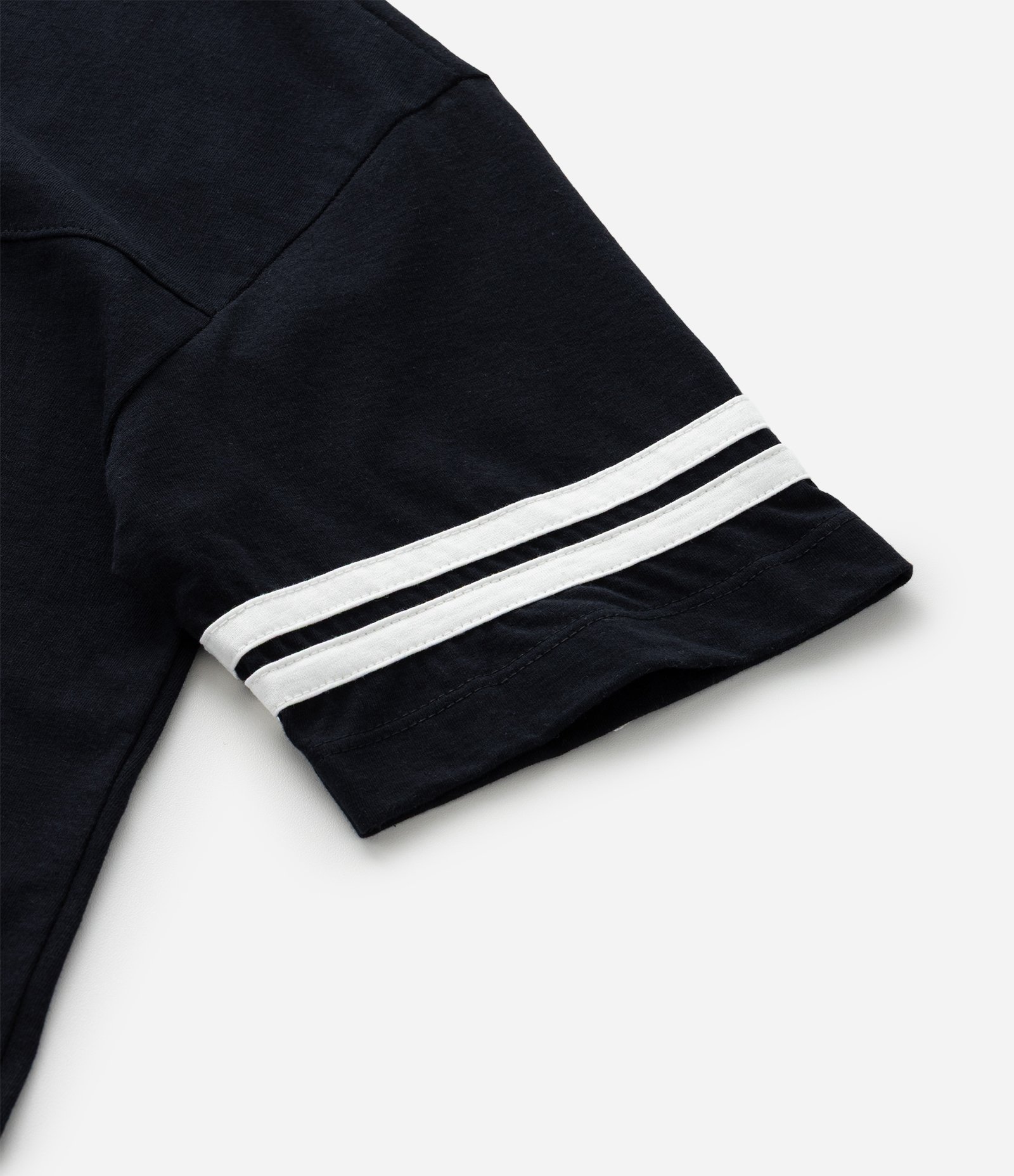 Camiseta Infantil em Malhão com Lettering Stay Tuned - Tam 5 a 14 Anos Preto 3