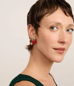 Kit Brincos Argola e Brinco Botão Morango Esmaltado