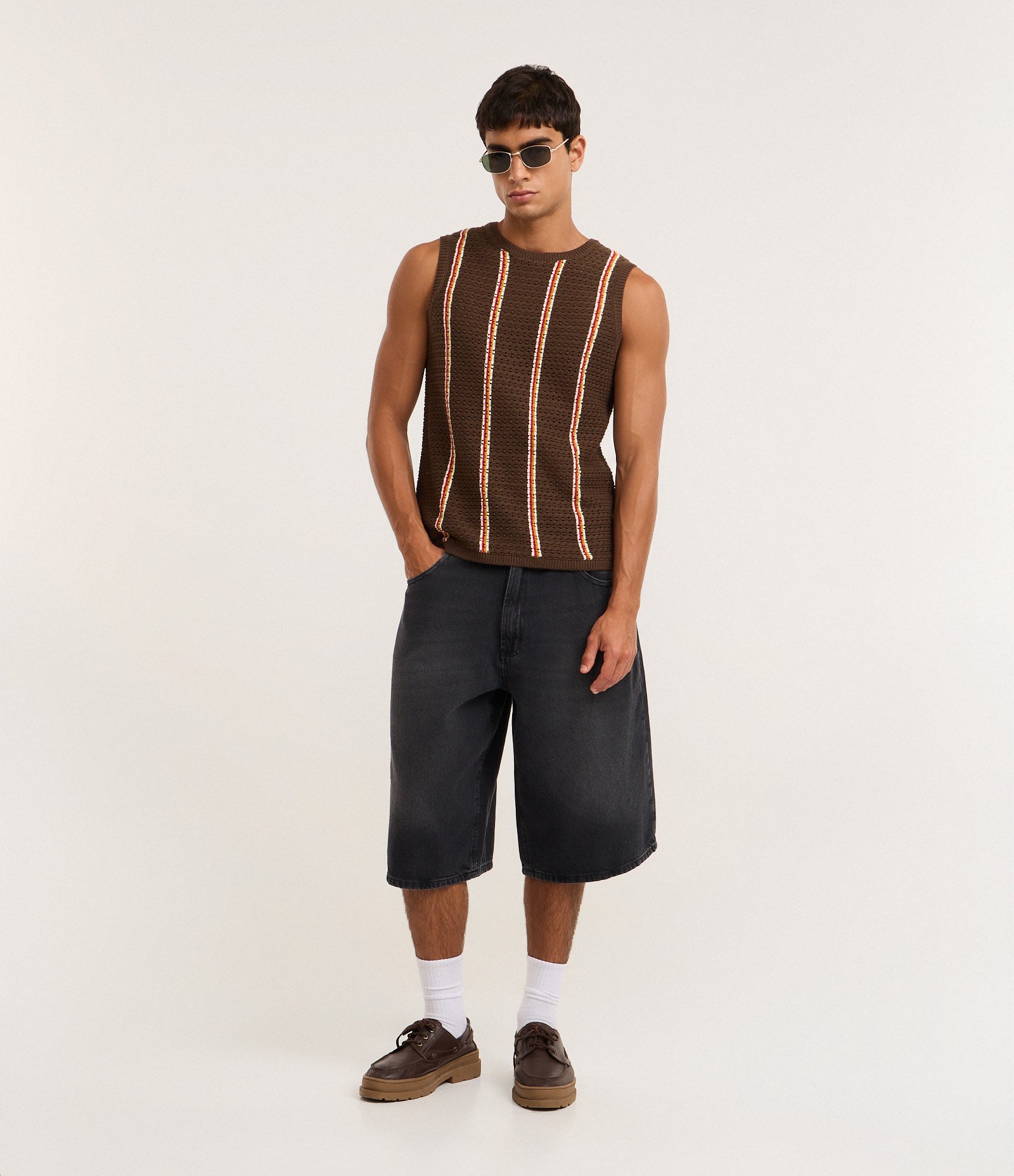 Regata em Tricô com Estampa Listrada Marrom 2