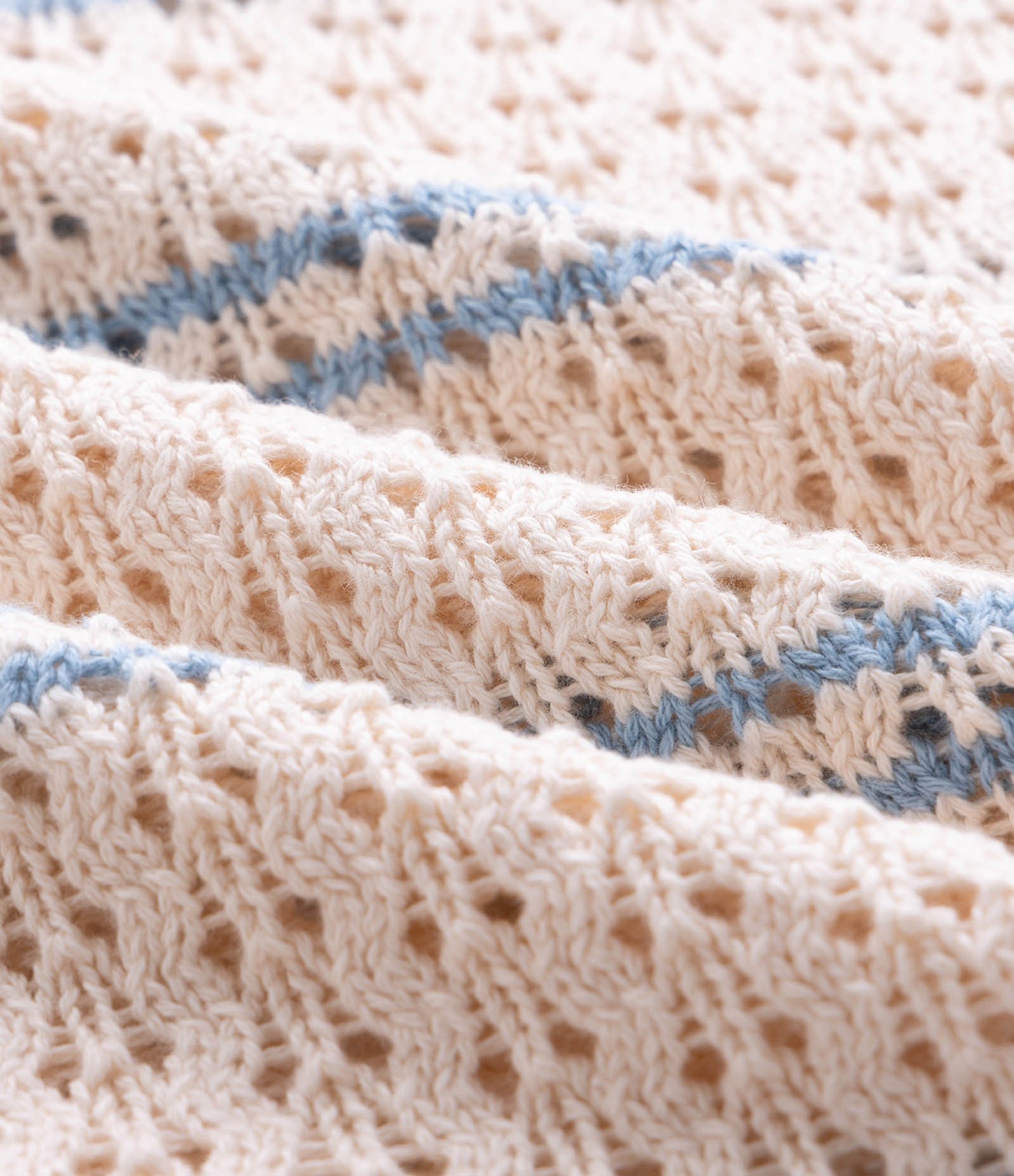 Regata em Tricô com Listras Verticais e Pontos Abertos Branco 7