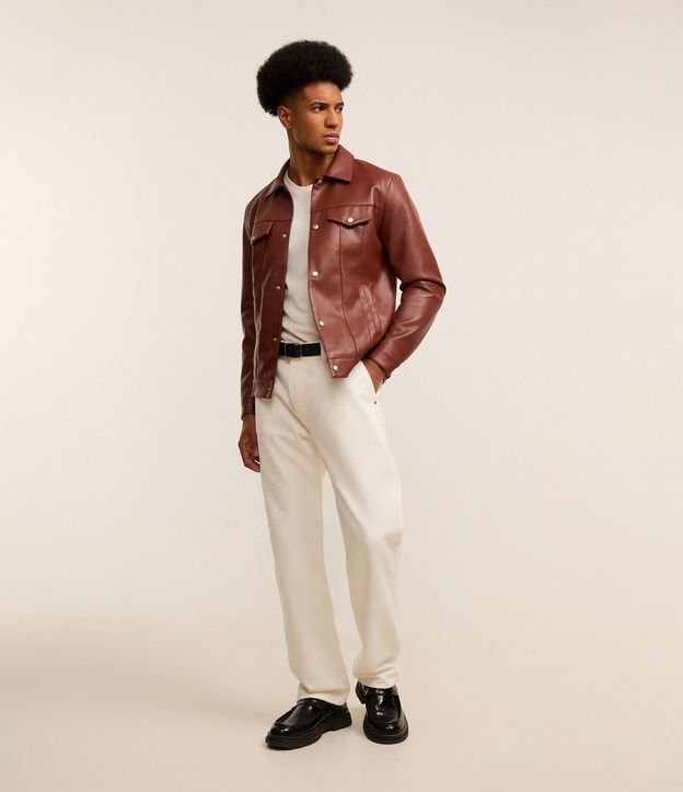 Cor: Branco | Tamanho: 48