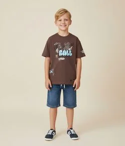 Camiseta Infantil Oversized com Lettering Grafitado – Tam 5 a 14 Anos