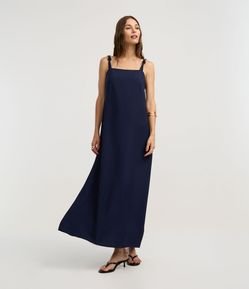 Vestido Evasê Midi em Viscose com Aviamento na Alça