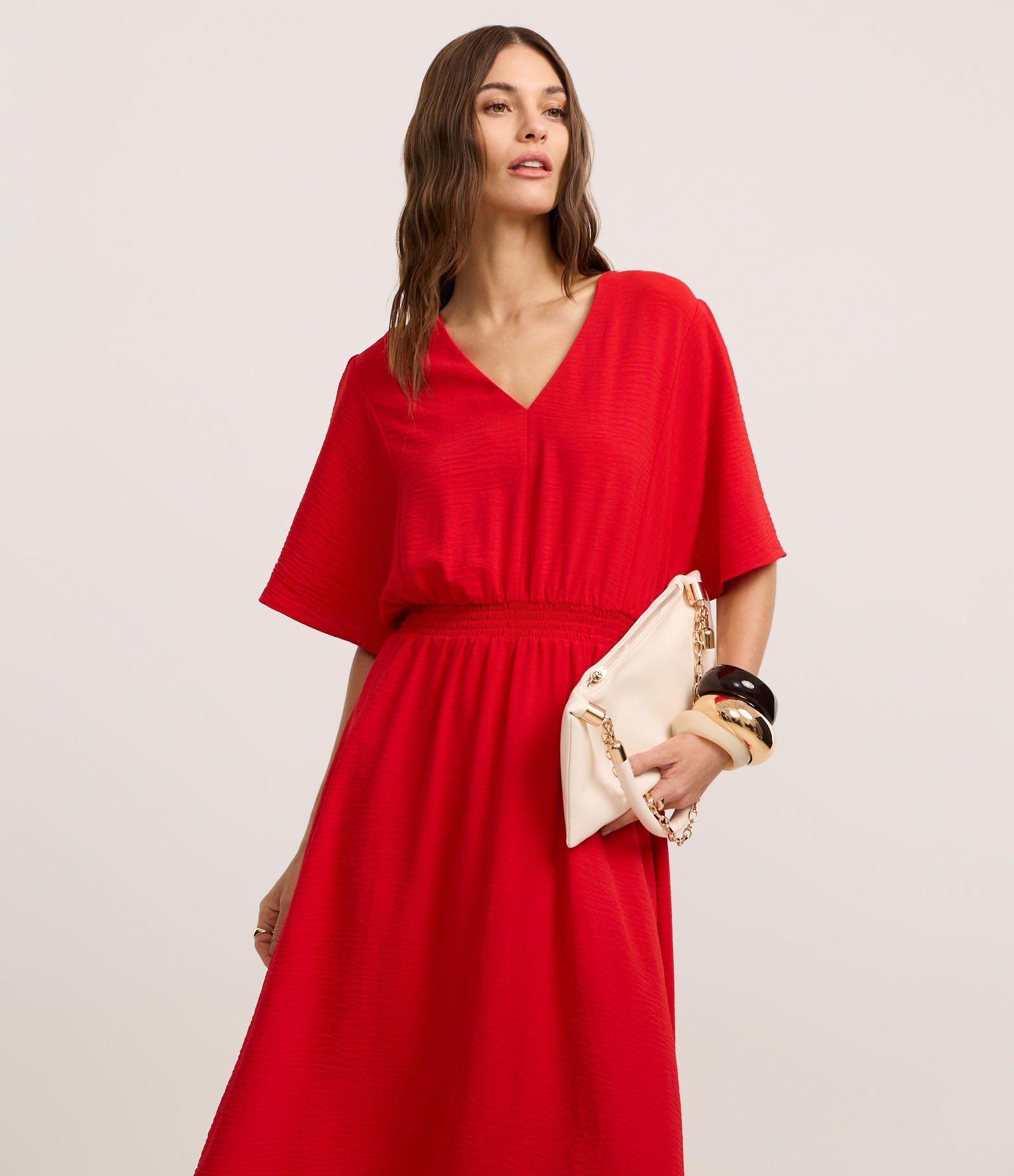 Vestido Evasê Midi em Airflow com Lastex na Cintura Vermelho 1