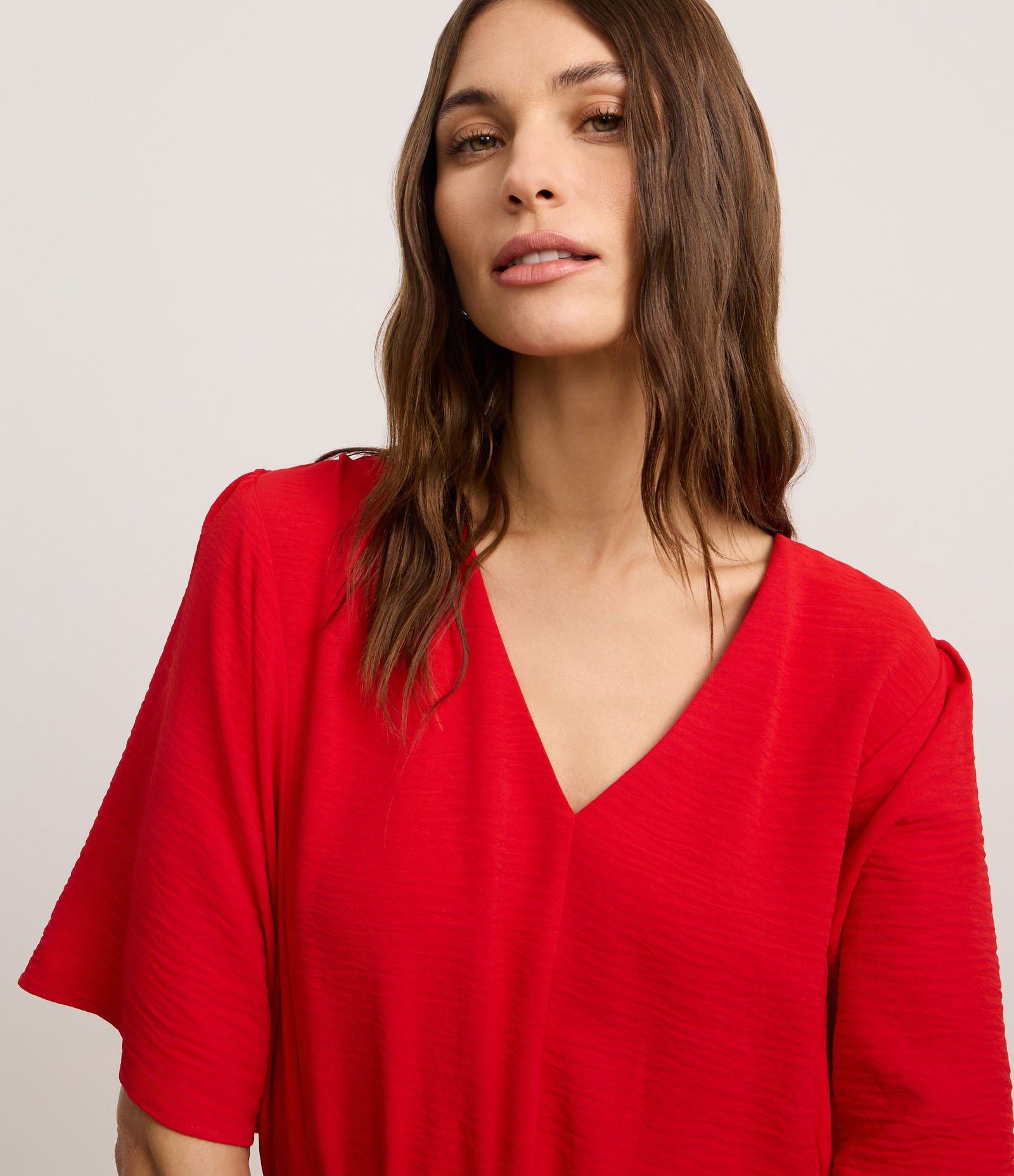 Vestido Evasê Midi em Airflow com Lastex na Cintura Vermelho 4