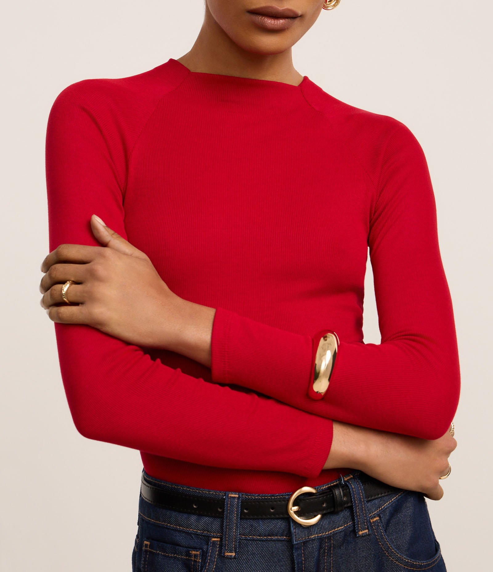 Blusa Básica em Viscose com Gola Alta e Cava Raglan Vermelho 3