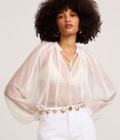 Blusa Bata em Voal com Amarração e Picuetas