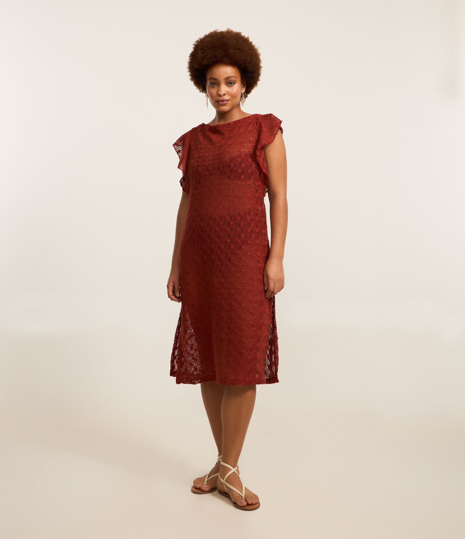 Vestido Longo em Renda com Babado nos Ombros Vermelho 2