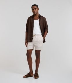 Bermuda de Praia Listrada em Microfibra com Textura Anarruga