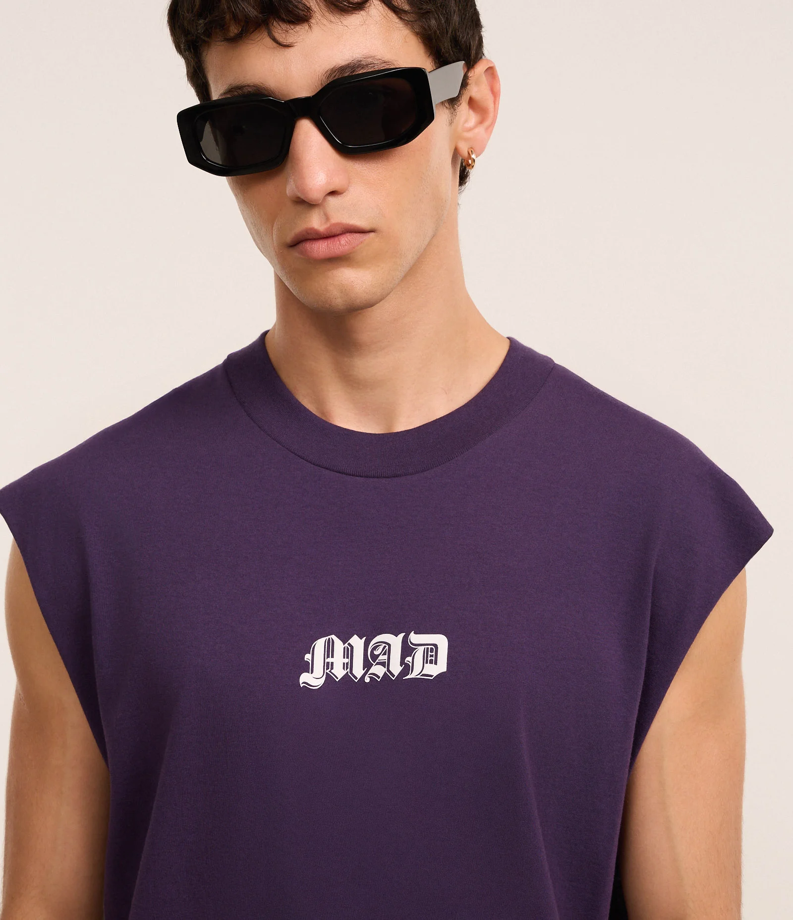 Regata Boxy em Algodão com Estampa Lettering Roxo 4