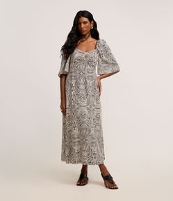 Vestido Midi em Viscolinho com Manga Godê e Estampa Geométrica