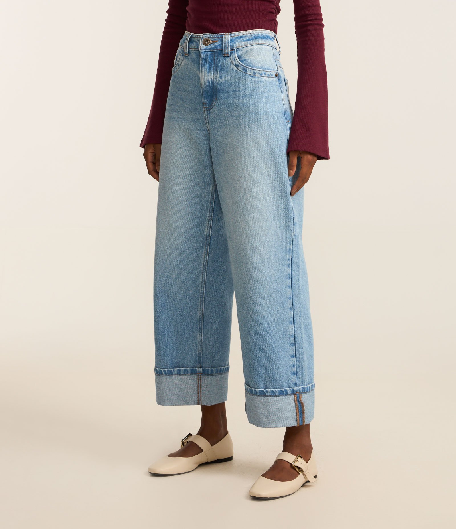 Calça Slouchy em Jeans com Cintura Alta e Barra Dobrada Azul 2