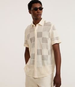 Camisa Comfort em Algodão com Textura Patchwork Quadriculada