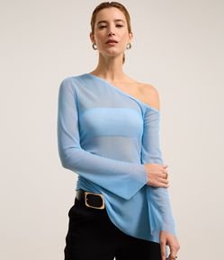 Blusa Ombro Só em Tule com Ponta no Punho e Barra Assimétrica
