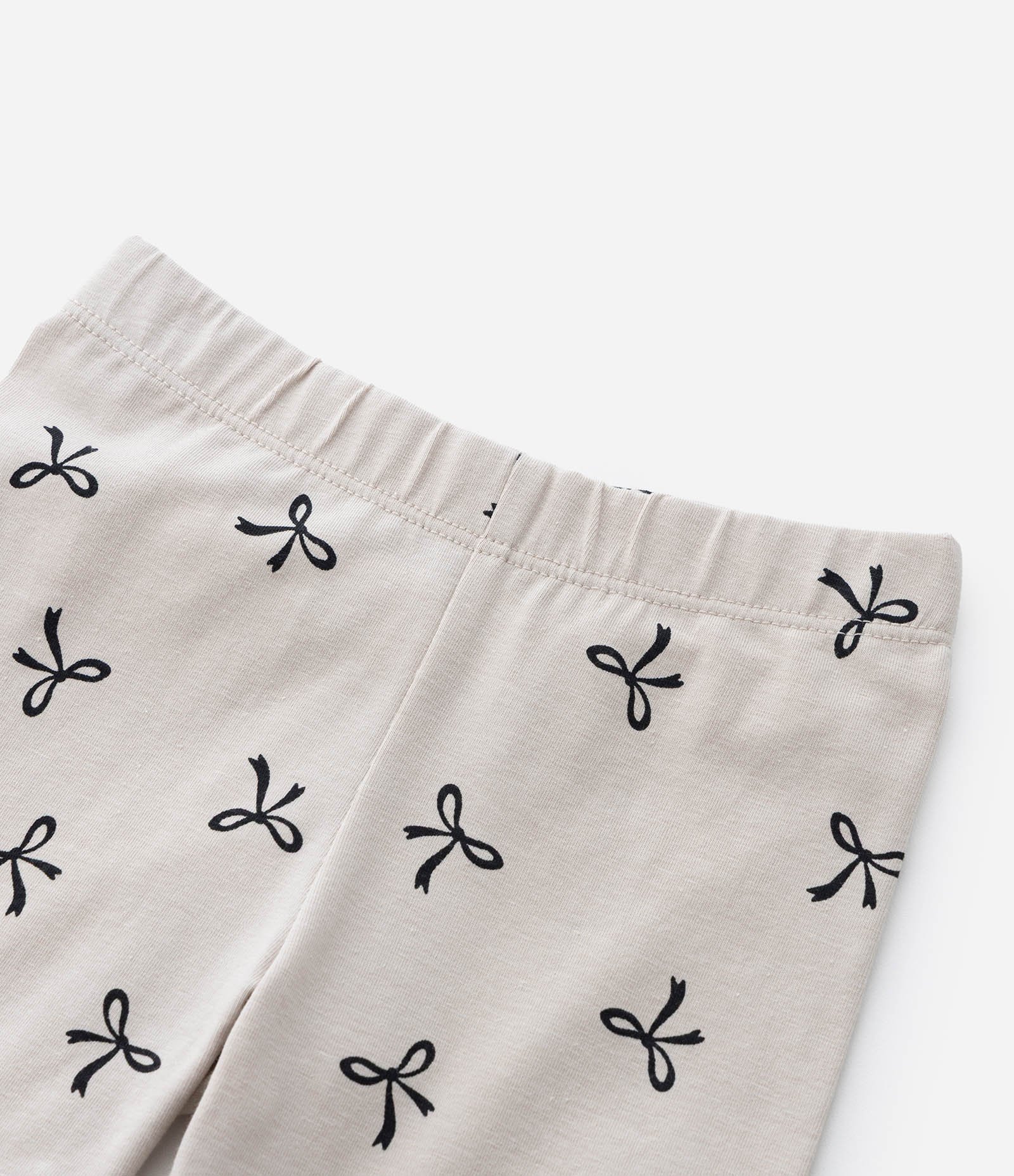 Kit 02 Bermudas Ciclista Infantis com Estampa Laços - Tam 1 a 6 Anos Bege/Preto 5