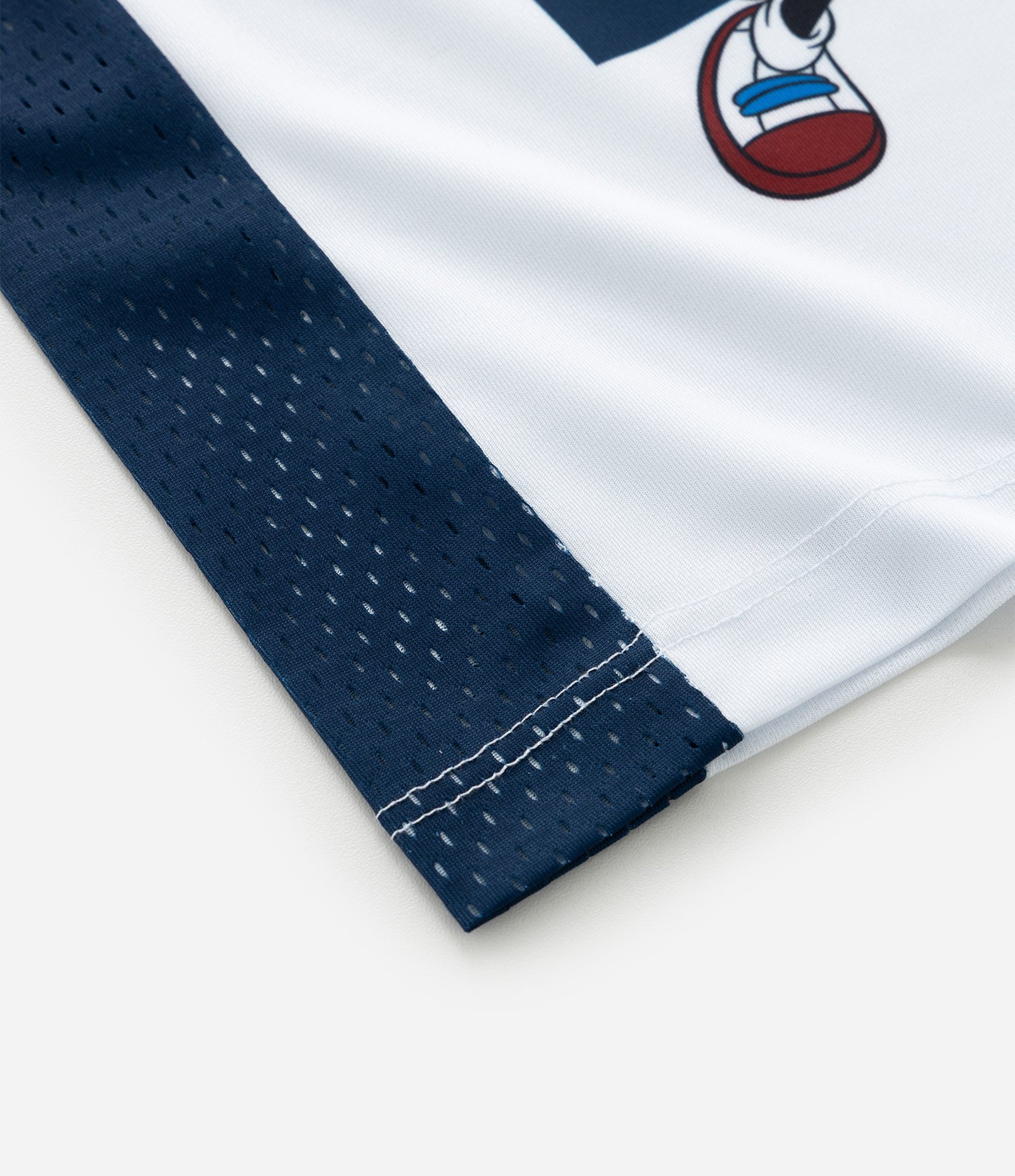 Regata Infantil de Basquete em Microfibra Mickey Mouse - Tam 1 a 6 Anos Branco 4